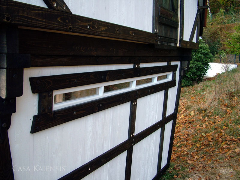 Casa Kaiensis Fachwerkhaus Lichtband