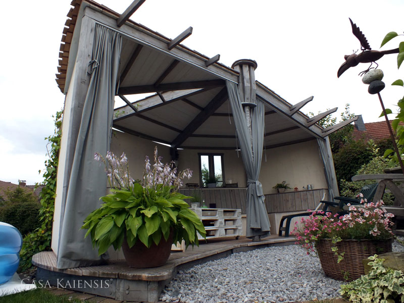 Casa Kaiensis Einzelstück Philosophenbank